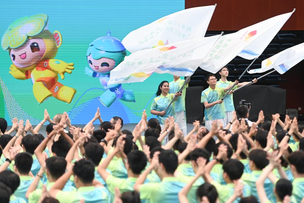 我以志愿寫青春――杭州亞運(yùn)會(huì)“小青荷”說(圖1)