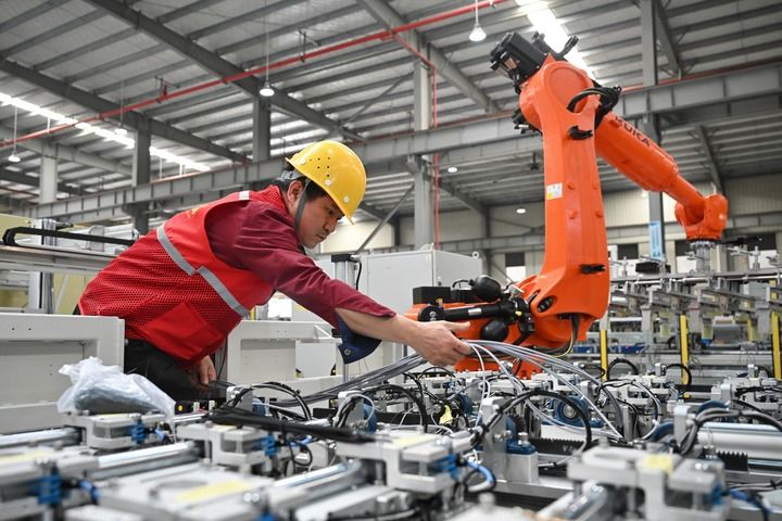 招聘求職人行早 “用工忙”折射經(jīng)濟(jì)開(kāi)局穩(wěn)(圖3)