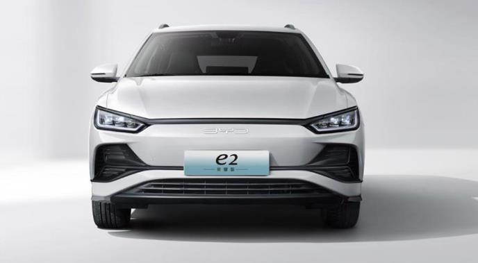 比亞迪推出經濟實惠的e2榮耀版 引領國內電動汽車價格戰(zhàn)(圖1)