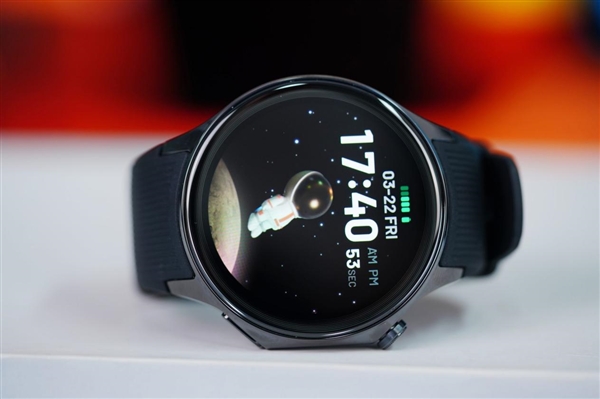 OPPO第一款圓表！OPPO Watch X星夜飛行版圖賞