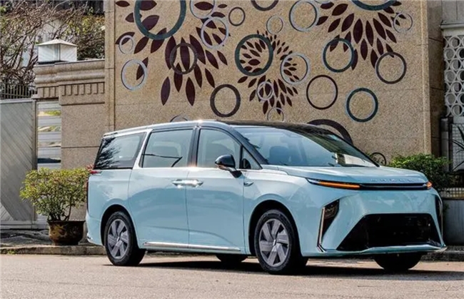 汽車排行榜銷量排行之上汽大通MAXUS，力壓群雄，全球化布局再創佳績(圖2)
