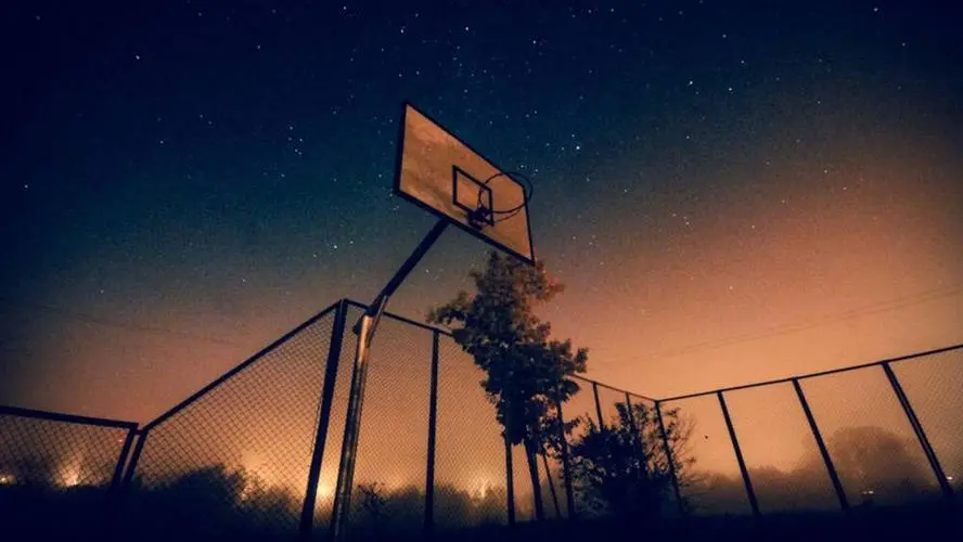 從季后賽最強球星，到倒數第一！自己選的路，含著淚也要走完
