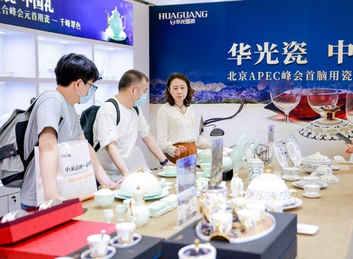 精致餐具營造生活美學，上海尚品家居展禮贊餐廚藝術(shù)之美