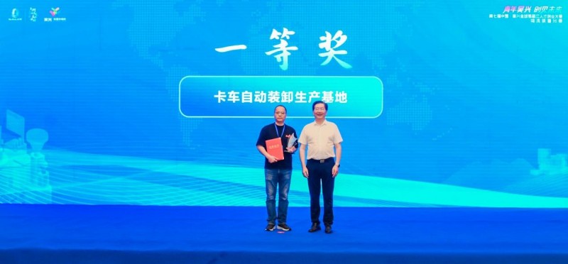 車長近5米，充電5分鐘能跑215公里，這波紅旗EH7在大氣層？